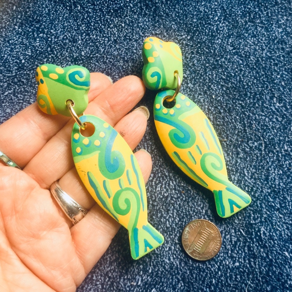 Hand Painted Wood Dangle 🐠 Fish Earrings